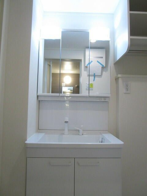 ガーデニア国立の独立洗面台