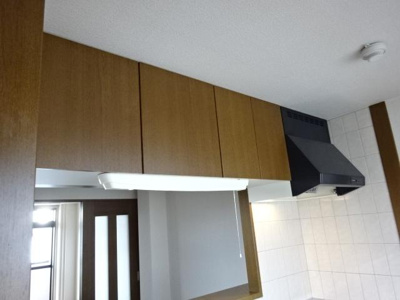 【収納】 | ルシード黒下 | キッチン吊戸棚（イメージ）