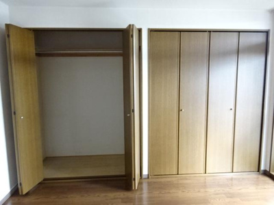 【収納】 | ルシード黒下 | 洋室1クローゼット（イメージ）