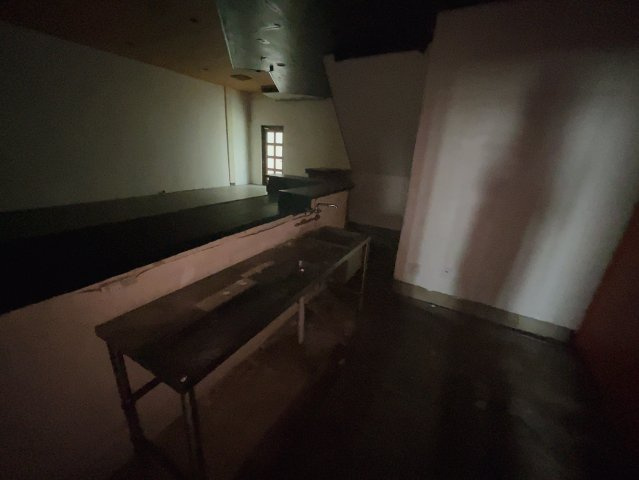 生路池下貸店舗の内装