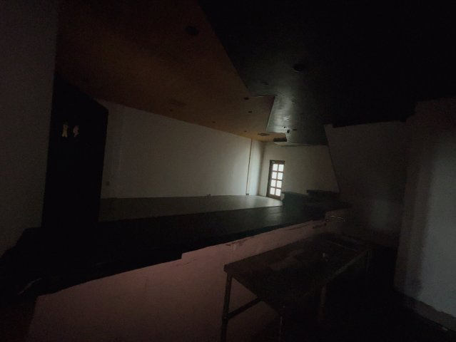 生路池下貸店舗の内装