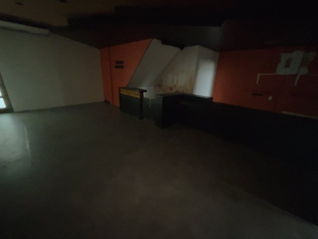 生路池下貸店舗の内装