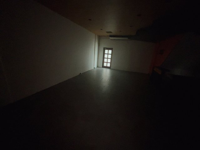 生路池下貸店舗の内装