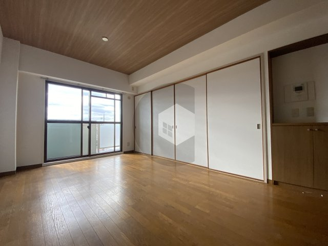 パルコート浅井の居間・リビング