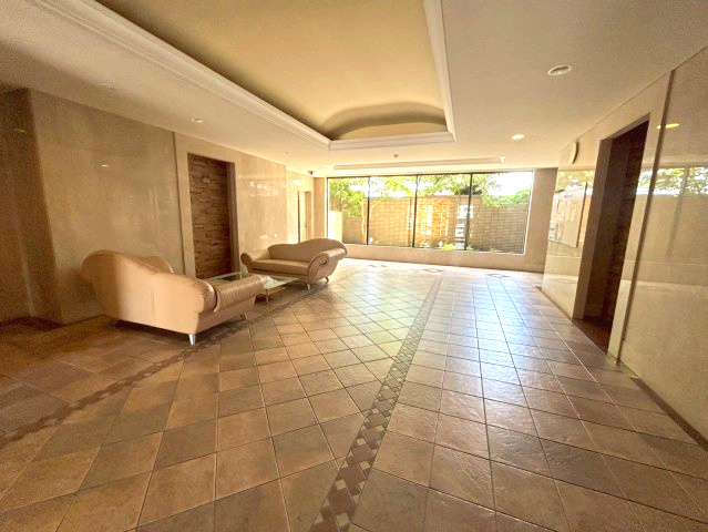 中古マンション　サーパス高田のエントランス