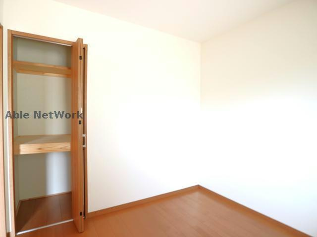 吉田コーポの洋室