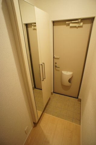 インノバーレの玄関