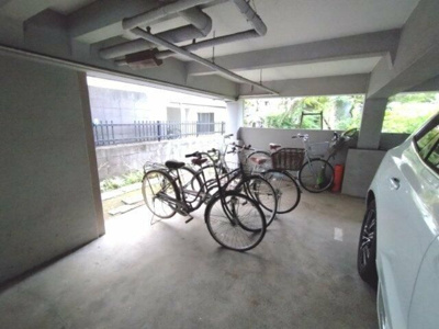 【駐車場】 | 広陵マンション