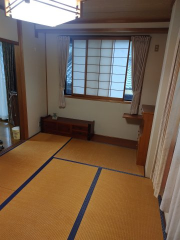 ６５６５９　岐阜市三田洞東店舗付住居の和室