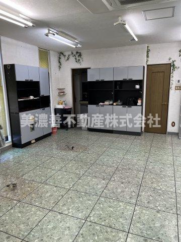 ６５６５９　岐阜市三田洞東店舗付住居のその他