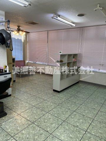 ６５６５９　岐阜市三田洞東店舗付住居のその他