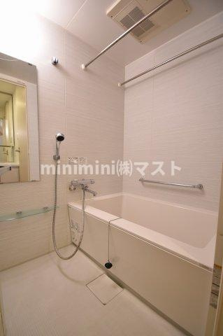 アーバンエース東心斎橋パルの浴室