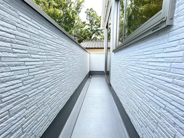 ◆リビング１７帖の広々４ＬＤＫ◆全居室２面採光◆並列駐車２台可能◆寺田宮ノ谷１期のバルコニー|バルコニー