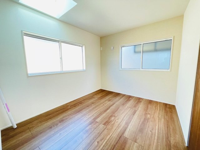 岡崎市羽根町陣場　新築分譲住宅　全2棟　1号棟の洋室|家族一人一人の大切なプライベート空間です。