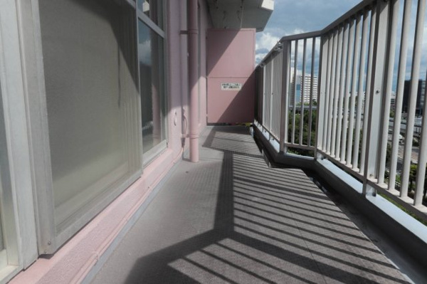 【バルコニー】 | 【バルコニー】眺望・採光・通風良好な広々としたバルコニー！