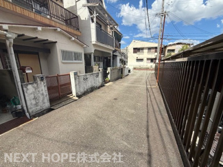 【前面道路含む現地写真】