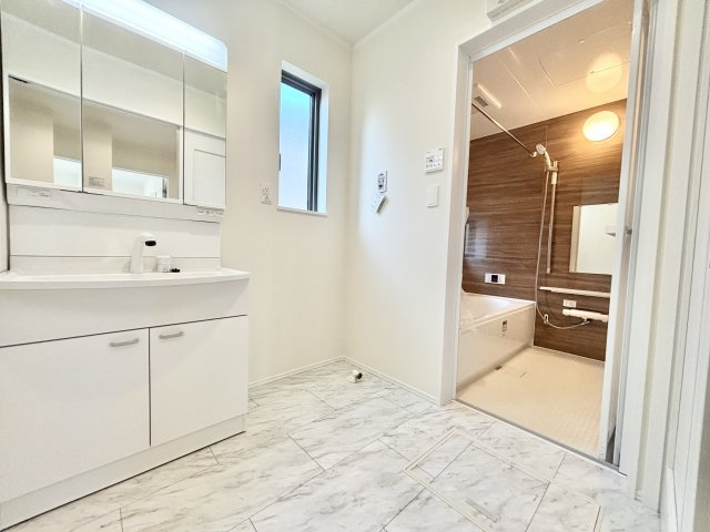 【独立洗面台】の画像