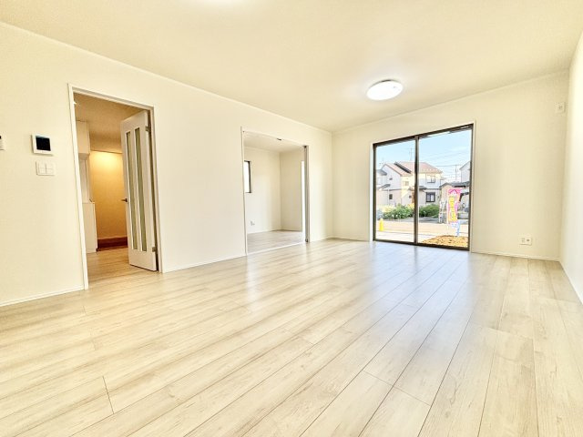 【居間・リビング】の画像