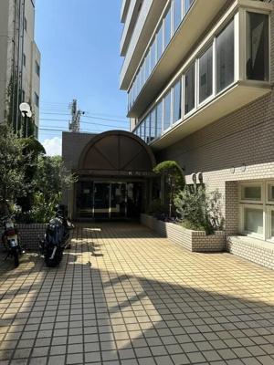 【エントランス】 | アカデミーグローリア初穂町田