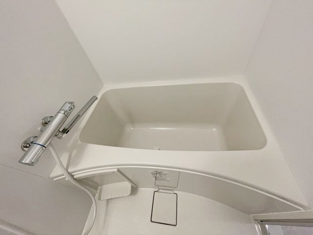 ドミール中山の浴室