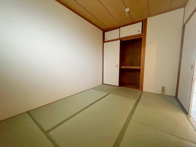 ドミール中山の和室