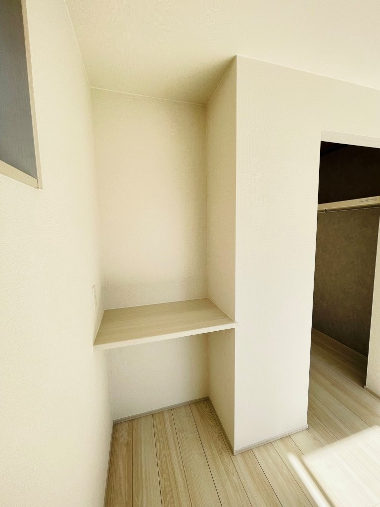 岡崎市羽根町陣場　新築分譲住宅　全2棟　2号棟のその他|テレワークに最適なカウンター付き♪