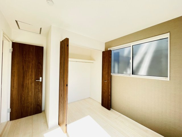 岡崎市羽根町陣場　新築分譲住宅　全2棟　2号棟の収納|豊富な数のクローゼットには、衣類、日用品、家族の思い出まで大切に保管できます♪