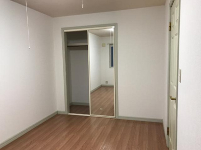 【寝室】 | グリーンハイツ | 寝室