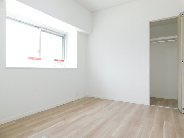 清須市西堀江の中古マンションの洋室|◇洋室◇　　明るい洋室約５．９帖　全居室収納完備♪　（２０２５年６月リフォーム済）