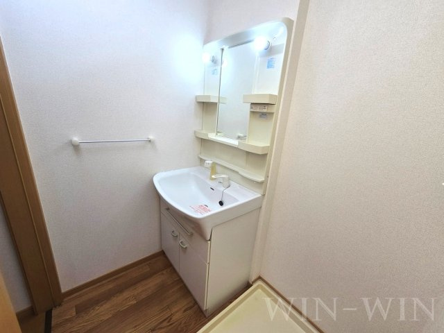 リバーリオ菅池の独立洗面台