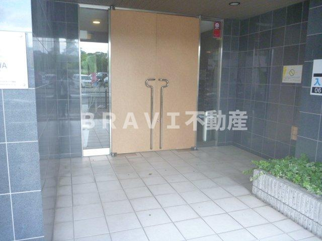 Canal 天満橋（キャナルテンマバシ）　BRAVI不動産のエントランス|【キャナル天満橋】ゆとりのあるエントランスです