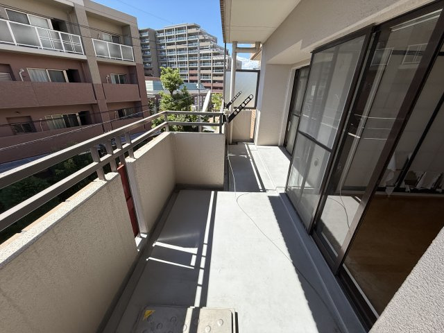 朝日プラザ豊中旭丘弐番館のバルコニー