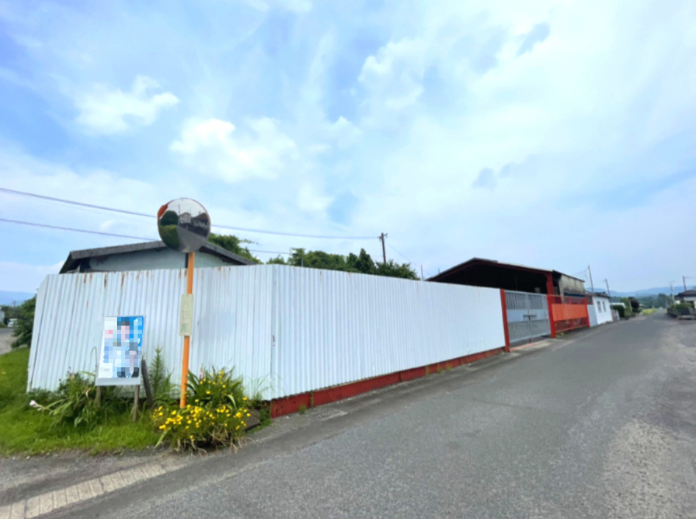 伊佐市菱刈重留土地の外観