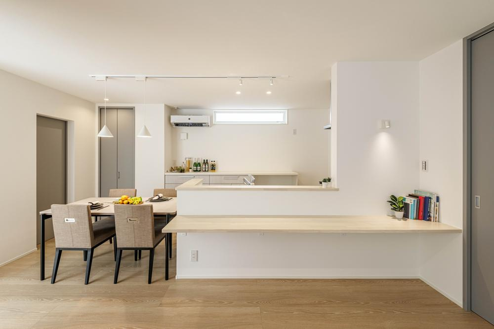 小山市駅南町2丁目　新築戸建6の居間・リビング