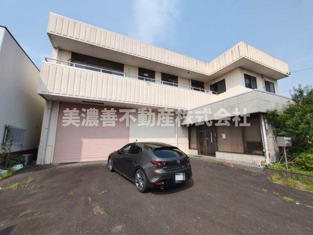 ６５５５９　岐阜市萱場南事業用の外観