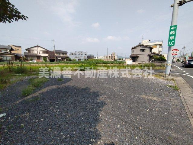 ６５５５９　岐阜市萱場南事業用の駐車場