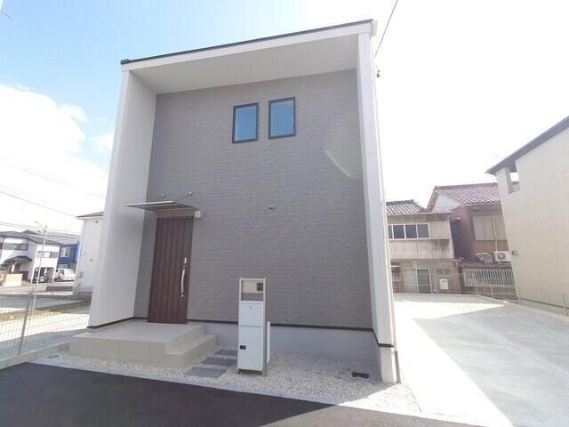 名古屋市中川区下之一色町字松蔭５丁目の新築一戸建の外観|３号棟　外観 