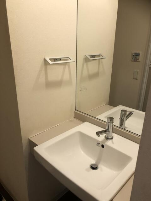名古屋市昭和区滝子通３丁目の中古マンションの独立洗面台| 