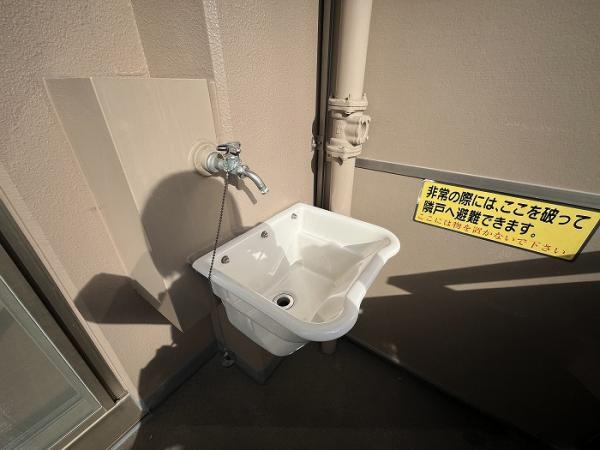 名古屋市守山区小幡南１丁目の中古マンションの浴室|「バルコニー」外水栓付き 