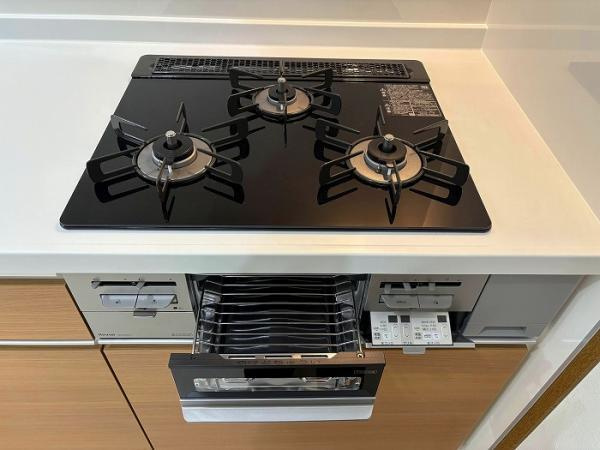 名古屋市千種区香流橋２丁目の中古マンションのキッチン|コンロ 