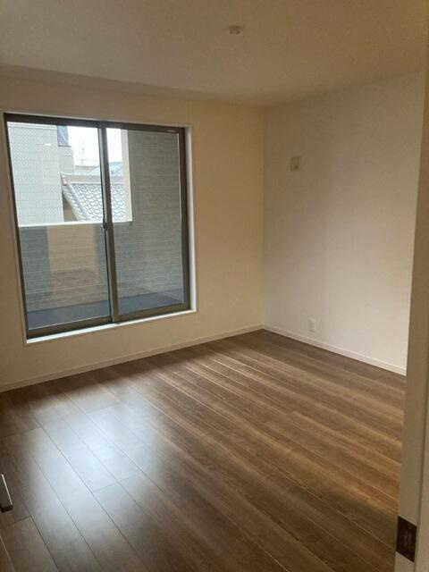 名古屋市緑区大高町字東千正坊の新築一戸建の洋室|洋室は膝に難ありの方も過ごし… 