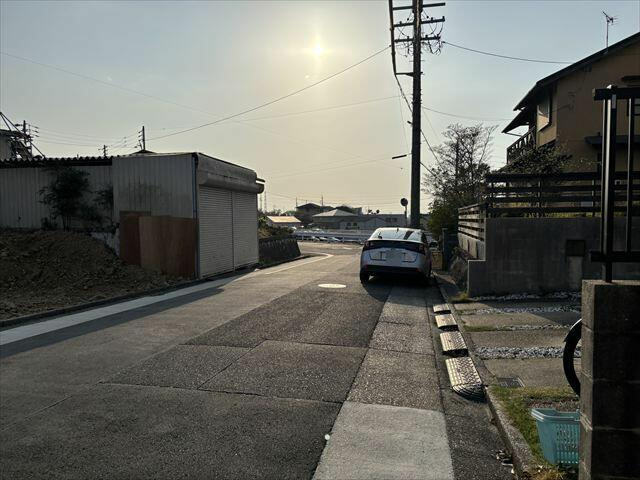 名古屋市守山区深沢１丁目の新築一戸建の前面道路含む現地写真| 