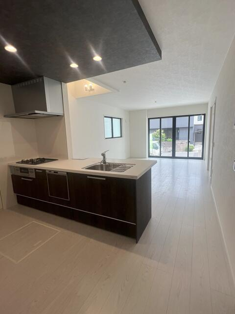 名古屋市守山区大字上志段味字寺山の新築一戸建のキッチン| 