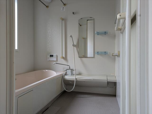 名古屋市南区明治２丁目の中古一戸建の浴室|一階浴室 