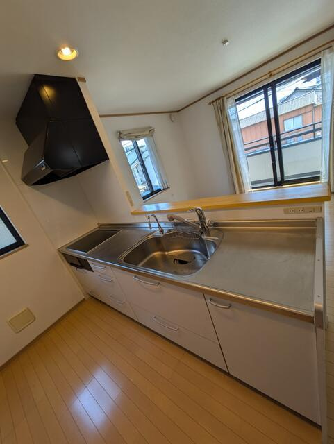 名古屋市南区明治２丁目の中古一戸建のキッチン|２階キッチン 