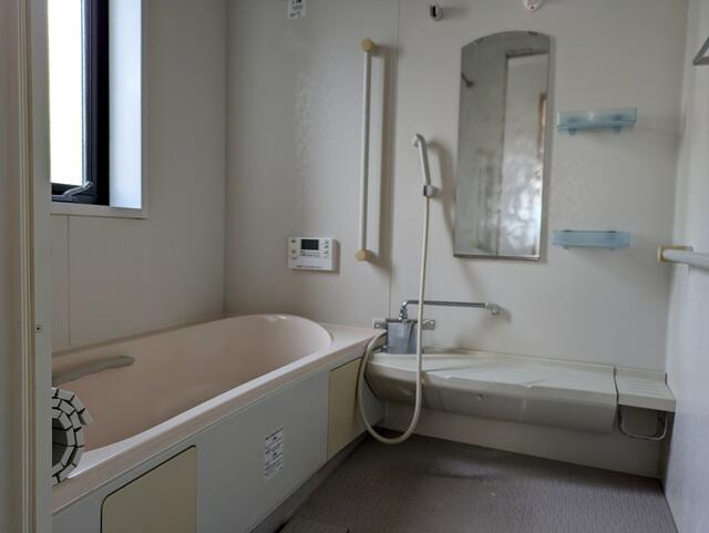 名古屋市南区明治２丁目の中古一戸建の浴室|２階浴室 