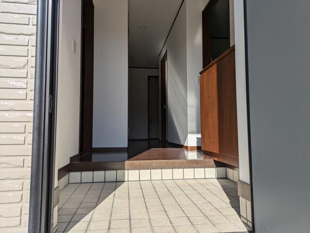 名古屋市南区明治２丁目の中古一戸建の玄関|入口 