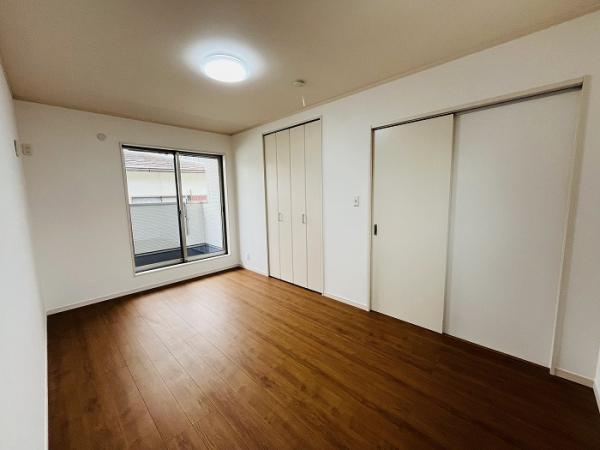 名古屋市守山区菱池町の中古一戸建の洋室|「南東洋室」別角度からの撮影… 