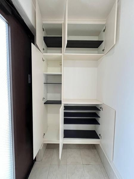 名古屋市守山区菱池町の中古一戸建の収納|「靴箱」大家族も安心の収納力… 