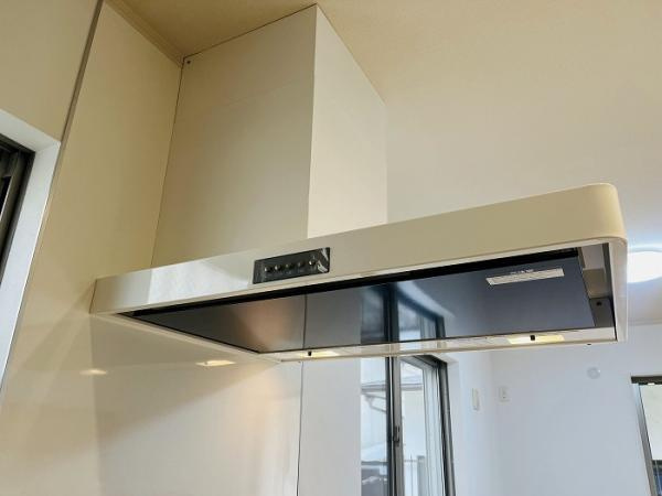 名古屋市守山区菱池町の中古一戸建のキッチン|「キッチン」レンジフードで快… 